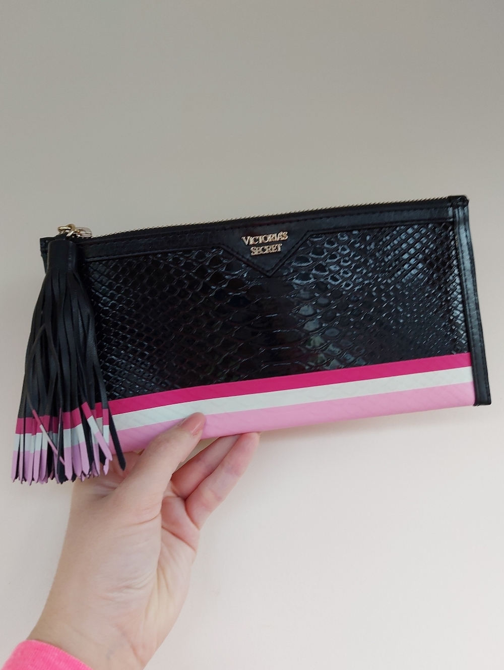 Victoria's Secret Black & Pink Wallet (Cant Ship Until May 16th)
